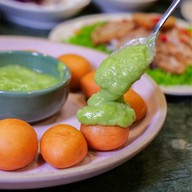 ตงเพ้ง Charlie's by Tong Peng พระรามสี่