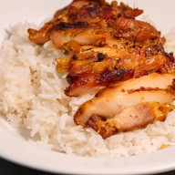 เมนูของร้าน ข้าวหมูทอดอร่อยมาก บางบอน