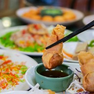 ตงเพ้ง Charlie's by Tong Peng พระรามสี่