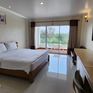 เซน การ์เดน รีสอร์ท