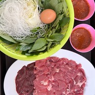 แจ่วฮ้อนซุ้มนาเซ