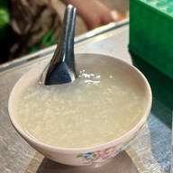 เมนูของร้าน ร้านข้าวต้มลูกนายเกี๊ย