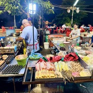 ร้านข้าวต้มลูกนายเกี๊ย