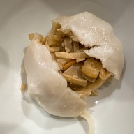 กุ๊ยช่าย เจ๊นา