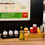 Tops at Taste Central Chaengwattana