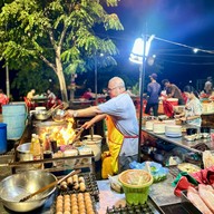 ร้านข้าวต้มลูกนายเกี๊ย