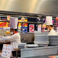 Tops at Taste Central Chaengwattana