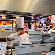 Tops at Taste Central Chaengwattana