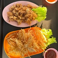 แจ่วฮ้อนซุ้มนาเซ