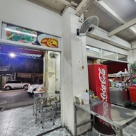 บรรยากาศ โกชัยปาท่องโก๋