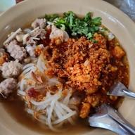 ก้วยจั๊บท่าค้อ