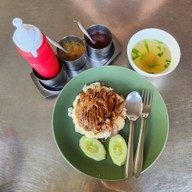 เมนูของร้าน โรงช้าง
