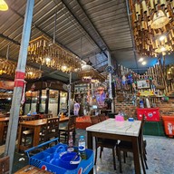 บรรยากาศ ร้านส้มตำไก่ทอดคาราบอย -