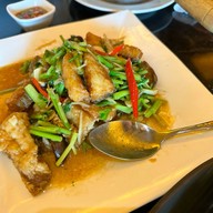 Amorn Lake Front มบ.สัมมากร