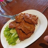 เมนูของร้าน ครัวแปดริ้ว