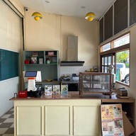 เช้า (โจ๊ก ต้มเลือดหมู ก๋วยจั๊บ ข้าวหมูดำหมูกรอบ ข้าวต้ม บะหมี่) เช้า