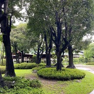 Lady L Garden Bistro