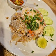 โรงเตี๊ยม ณ บ้านเกาะแรต