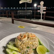 เมนูของร้าน ครัวเรือโป๊ะ