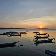 โรงเตี๊ยม ณ บ้านเกาะแรต