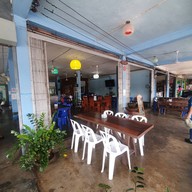 บรรยากาศ ร้านอาหารรุ่งอรุณ