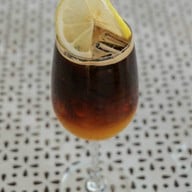 Breeze Café & Bar ริมทะเลสาบ เมืองทองธานี