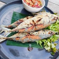 Inlaya Bar and Grill