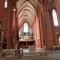 บรรยากาศ Frankfurt Cathedral