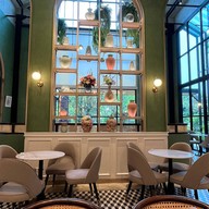 บรรยากาศ Celapot cafe x gallary