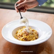 Humming Birds Kitchen & Garden