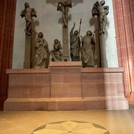 บรรยากาศ Frankfurt Cathedral