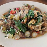 เมนูของร้าน ลุย ชุมพร