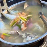 Inlaya Bar and Grill