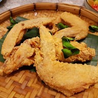 จัดจ้าน The Promenade