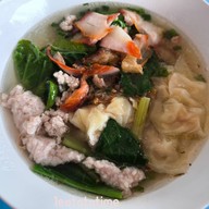 เมนูของร้าน แม่ช้อนข้าวหมูแดง