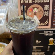 เมนูของร้าน กาแฟติดดอย ( Coffee Tid Doi ) ในตลาดประตูเชียงใหม่
