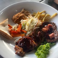 อ้วนผอมสเต็กสามย่านจานดาวเทียม