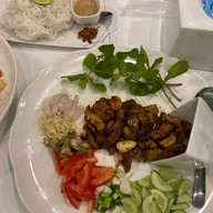 ผักเขียว อาหารเวียดนาม สาขาอิมเมจมอลล์