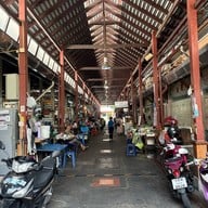ตลาดนางเลิ้ง