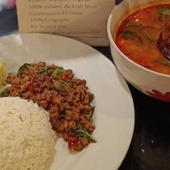 Q Bar Sukhumvit 79-อ่อนนุช