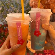 Flerwows smoothie and flowers  (เฟลอวาวส์ สมูทตี้ แอนด์ ฟลาวเวอร์)