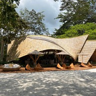 Bambu beach club