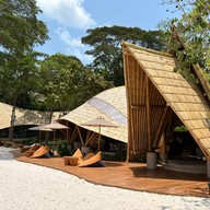 Bambu beach club