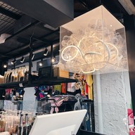 MINIMORE COFFEELISM ท่าน้ำวังหลัง