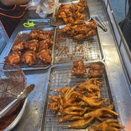 หน้าร้าน ไก่ทอดหน้ากองปราบ