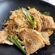 ราดหน้าฟาไฉ สาขาศรีสมาน ศรีสมาน