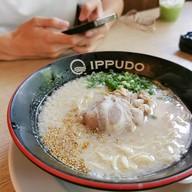 เมนูของร้าน Ramen Ippudo J Avenue