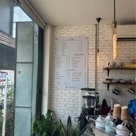 Rit Coffee House ศรีสองเมือง