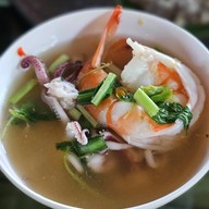 ส้มตำครกใหญ่ คลองวาฬ