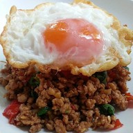 ร้านไก่ย่างเขาสวนกวาง-บ้านบึง บ้านบึง